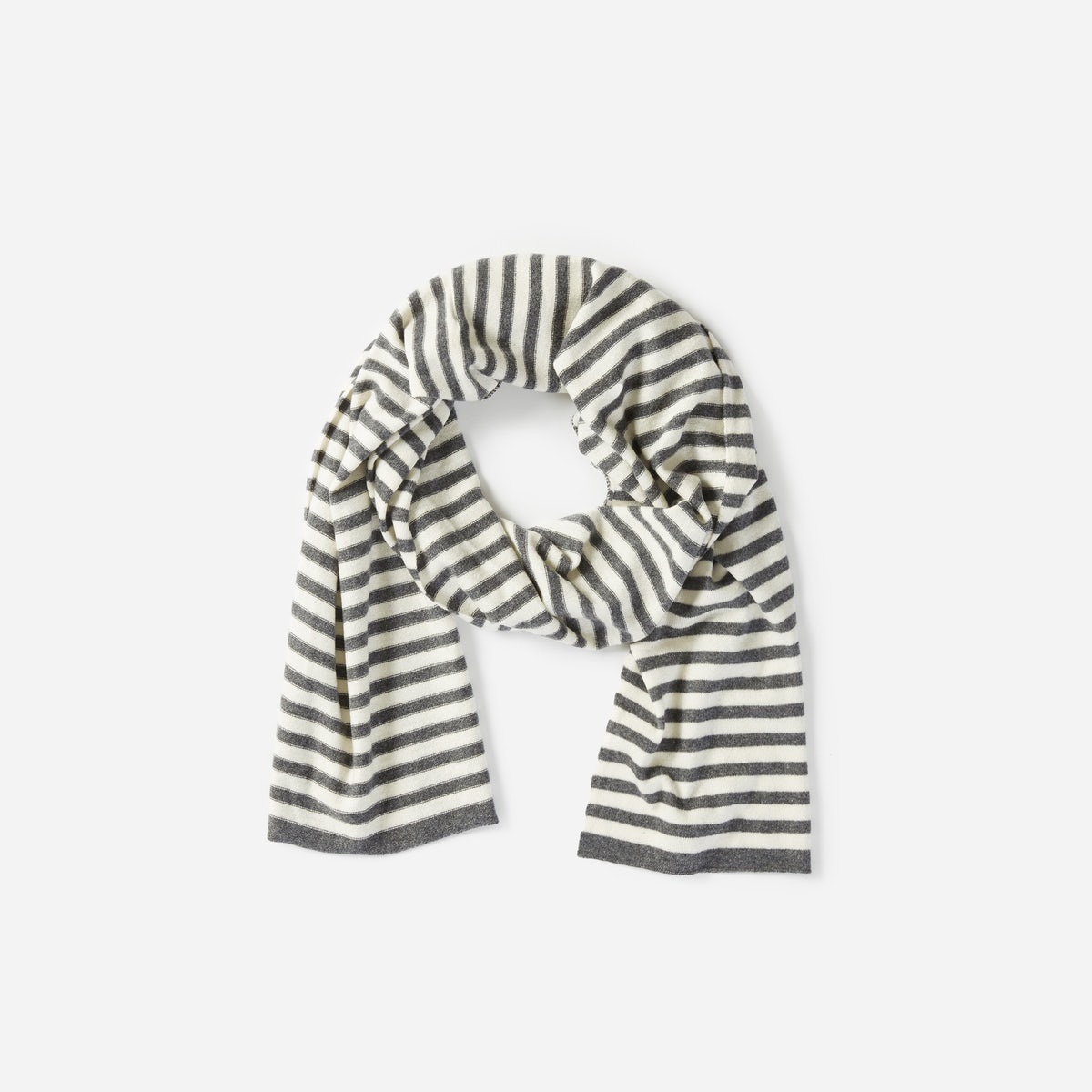 The Cashmere Scarf